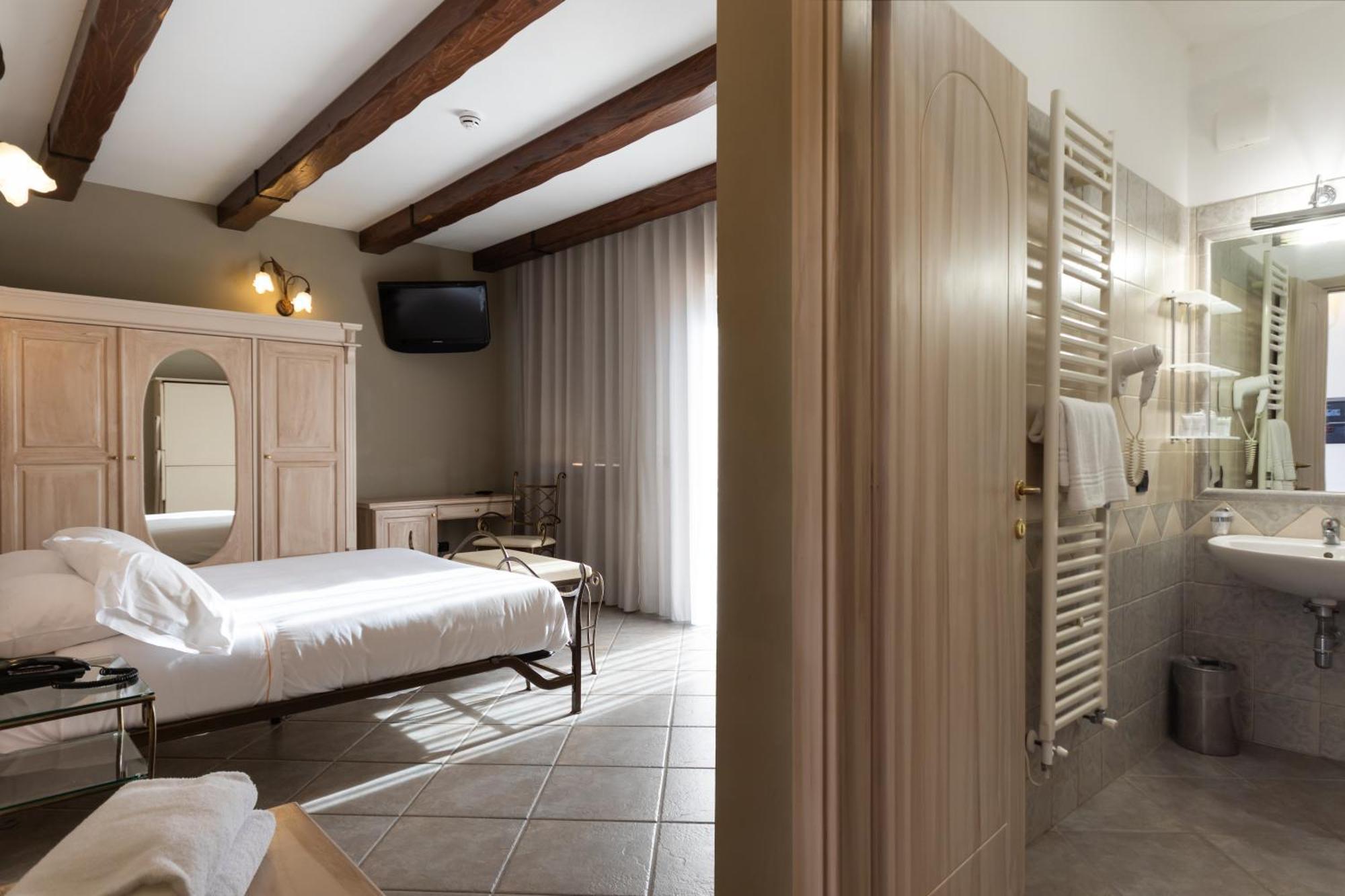 Hotel Don Luis 카스텔디상로 외부 사진